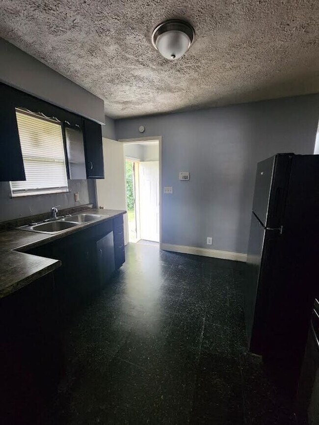 Two Bedroom Duplex Near 34TH AND KEYSTONE Rental For Rent in