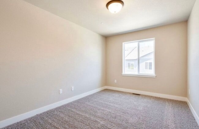 Photo - 6933 4th Street Rd Unidad 2