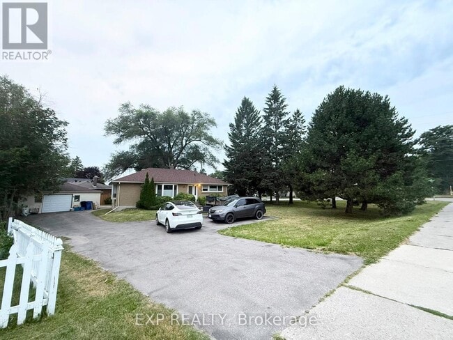 Photo - 12376 TENTH LINE