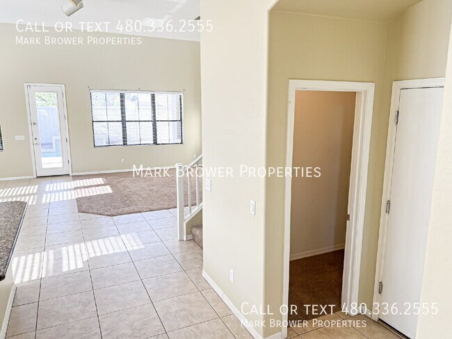 Photo - 1400 W Flamingo Dr