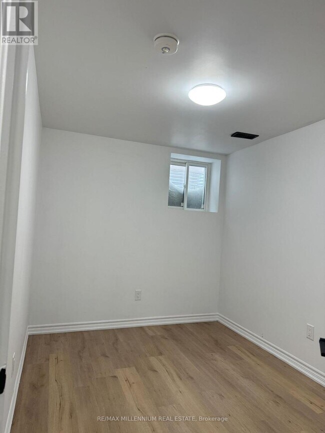 Photo - 37 Seahorse Ave