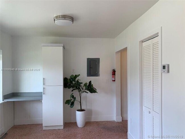 Photo - 200 NE 108th St Unit 3