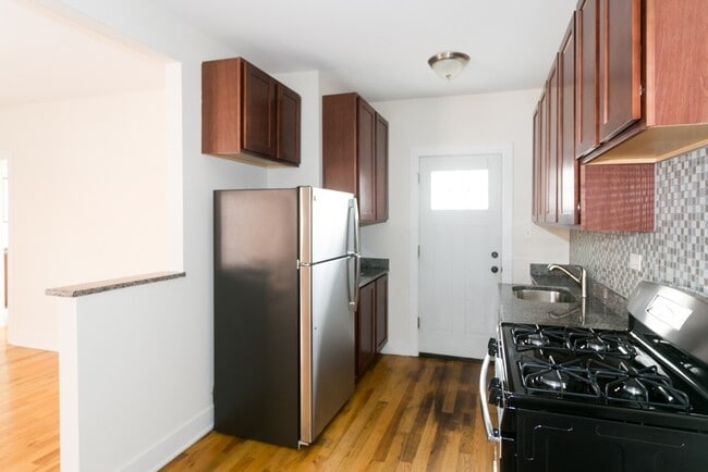 Photo - 3830 N Fremont Unit W3