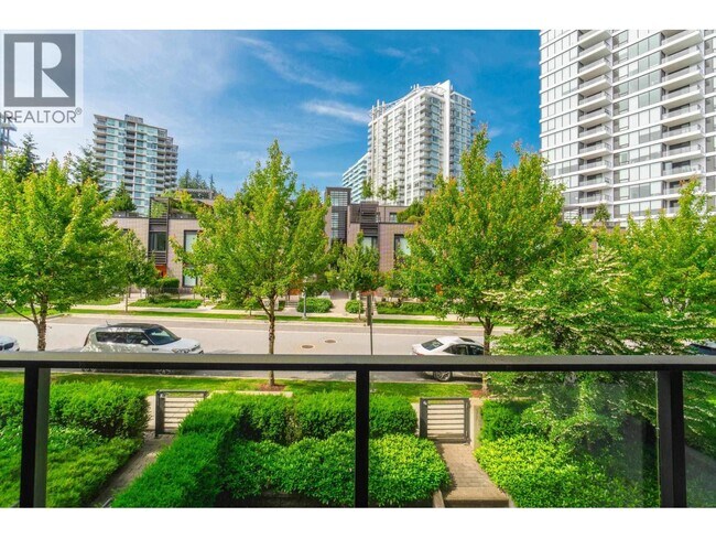 5638 Birney Ave Unit 205