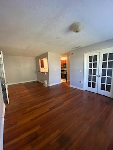 Building Photo - 2035 Dixie Belle Dr