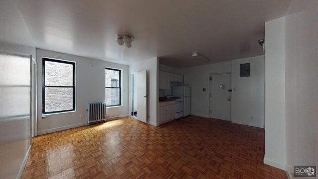 Building Photo - 2 bedroom in Manhattan NY 10013 Unit 5 Rental