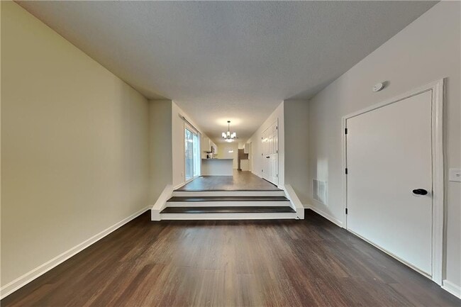 Photo - 7045 Treeline Dr