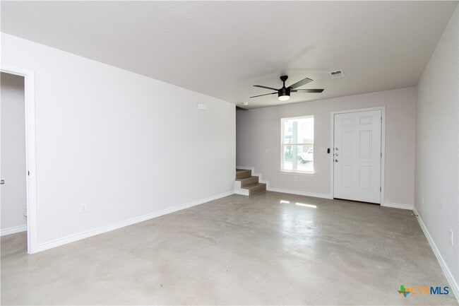 Photo - 802 White Meadow Ln