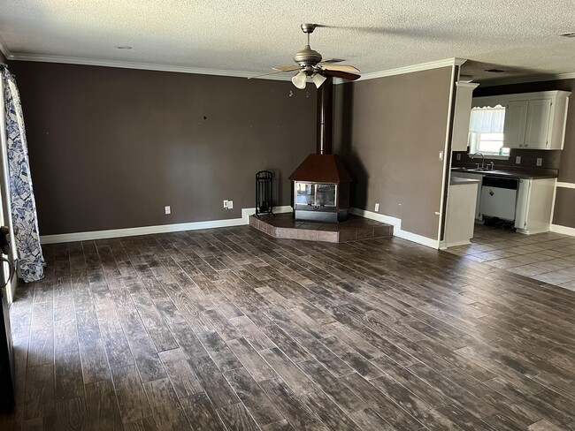 Photo - 9471 Blom Blvd
