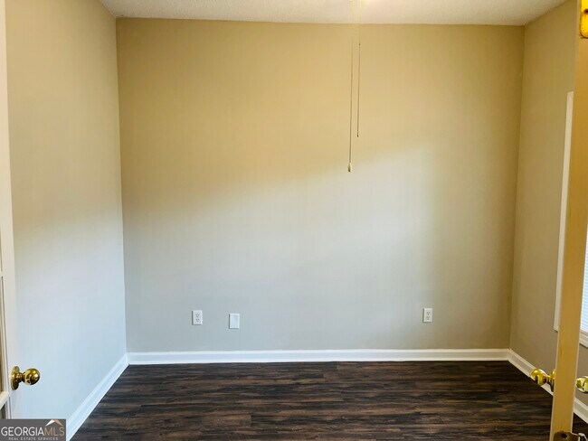 Photo - 50 Rock Mill Ct