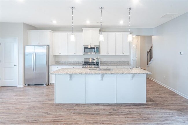 1302 Endicott Ct