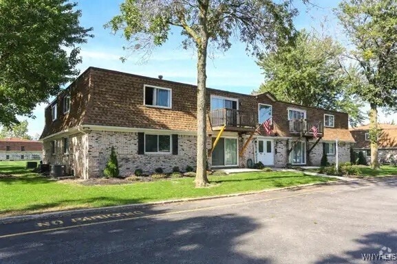 Building Photo - 4363 Chestnut Ridge Rd Rental