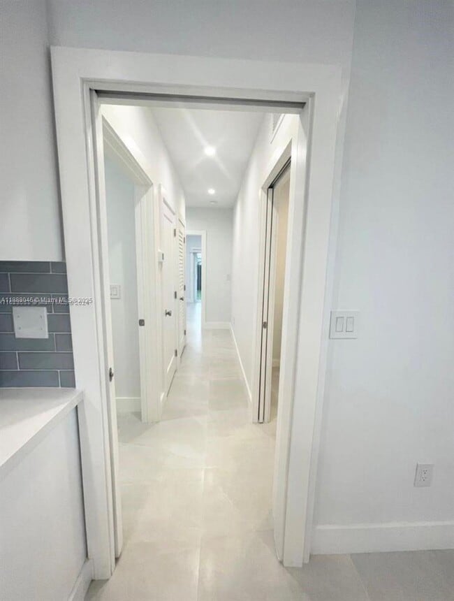 Photo - 6329 SW 23rd St Unit 6329