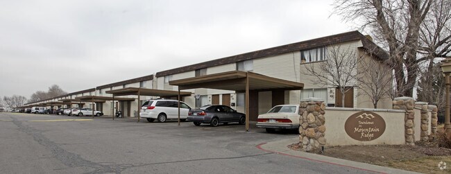 Building Photo - Townhomes at Mountain Ridge