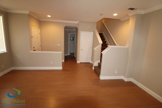 Photo - $4,095 - Beautiful 3bd/2.5ba Townhouse in the Palmia Community near Hwy 85 and Cottle!