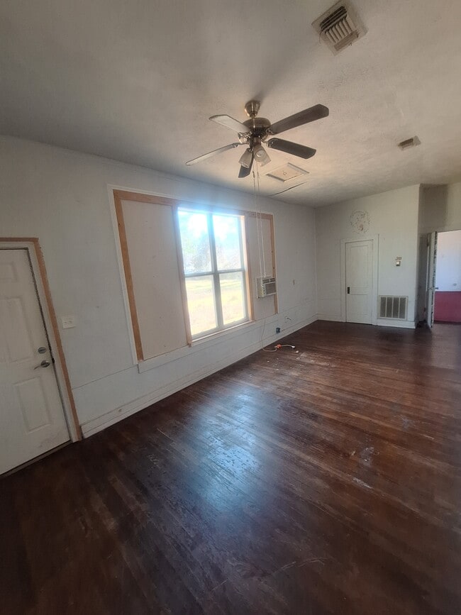 Photo - 922 Grand Ave Unit A