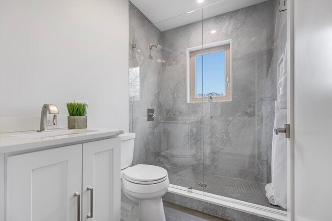 Photo - 15 Melville Rd Unit 15