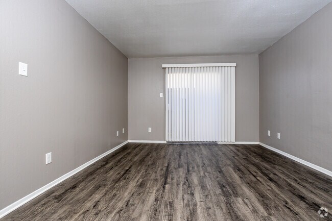 1HAB, 1BA - 635 ft² - Highland Park Apartments