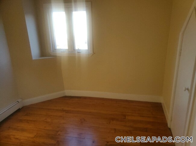 Photo - 562 Washington Ave Unit 2