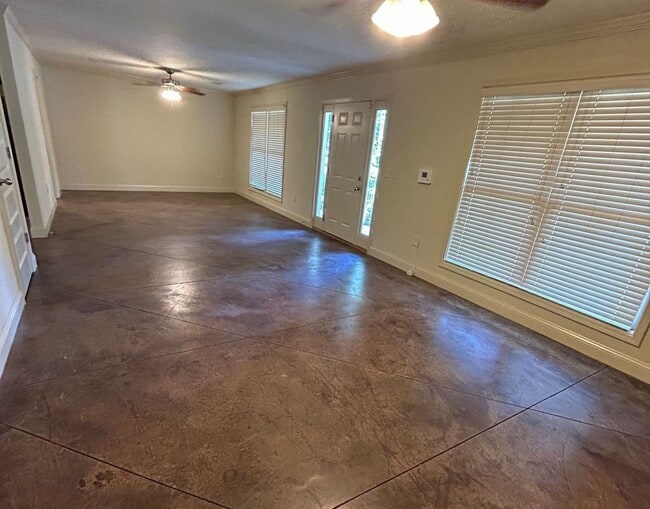Photo - PRE-LEASING FOR AUGUST 2026!