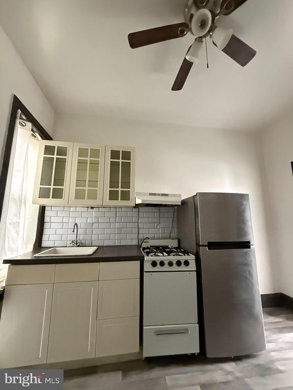 Photo - 3258 N Park Ave Unit 2R