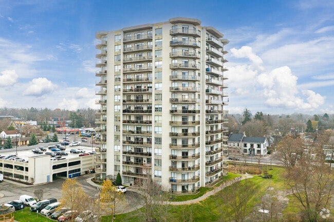 Photo - 100 Eagle Street (Rivers Edge II)