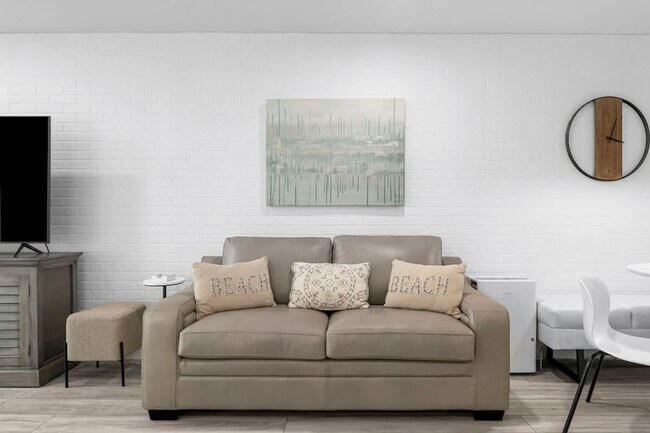 Photo - 8817 S Thomas Dr Unidad FL8-ID1355014P