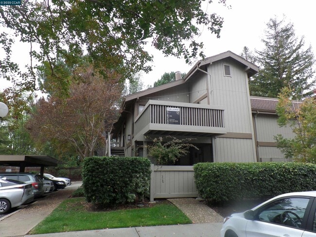 Building Photo - 1544 Bailey Rd Unit 6 Rental