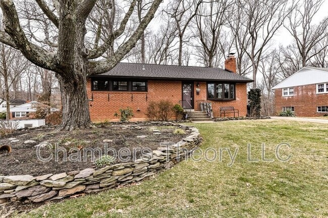 Building Photo - 5508 Inverchapel Rd Rental