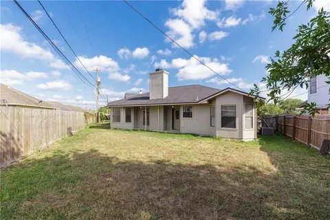 3042 Shady Creek Ln