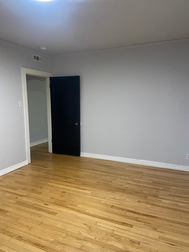 Photo - 4007 Wilmington Ave Unit Fl 2