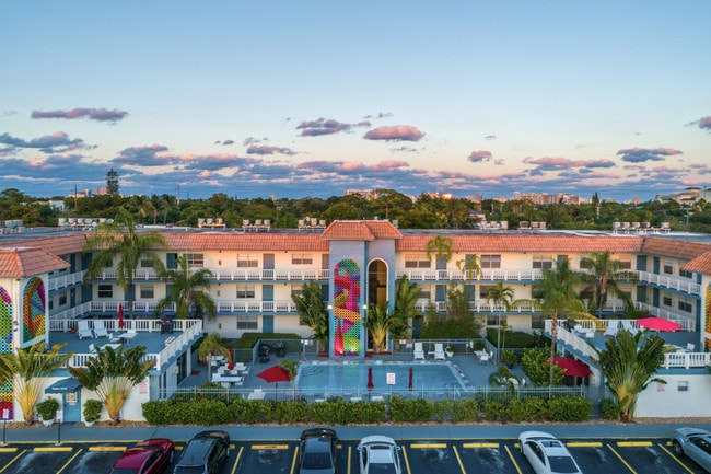 The Apex Residence - The Apex Residence Apartments