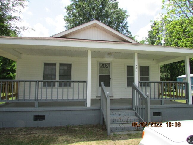 Building Photo - Near Lemira Elementary Rental