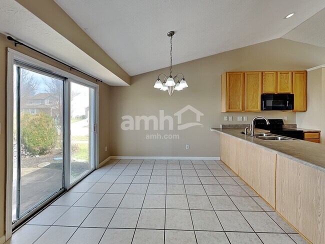 Photo - 300 Water Ridge Ct