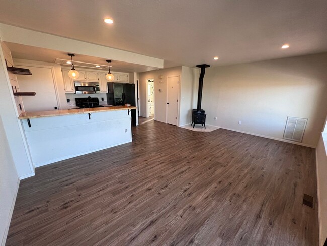 Photo - Charming 2-bedroom, 1.5-bathroom