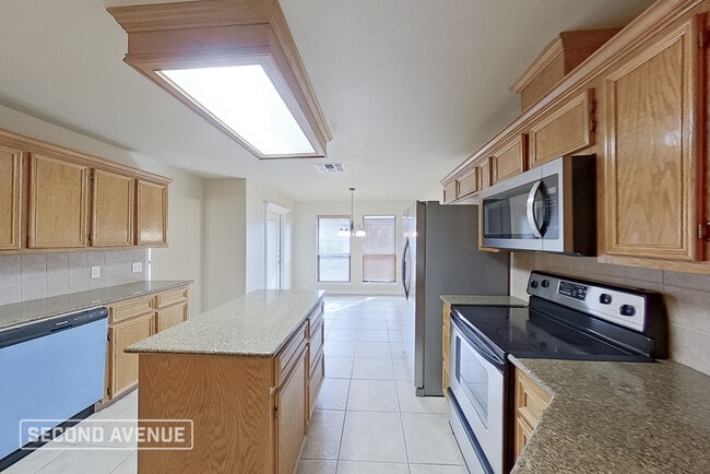 Photo - 2526 Windrose Dr