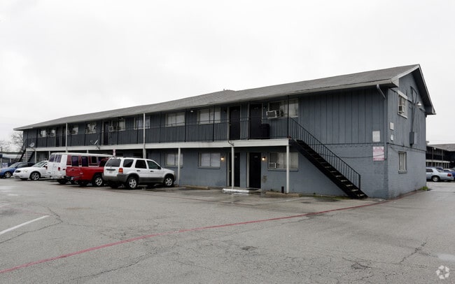 Buena Vida Apartments