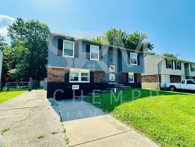 Building Photo - Updated 5BR/2BR house near Outer Loop now available!