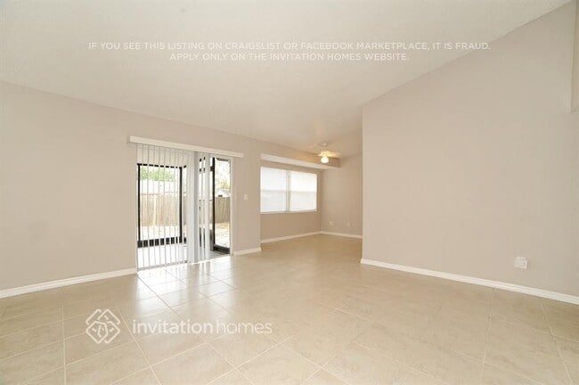 Photo - 2324 Fulton Way SW