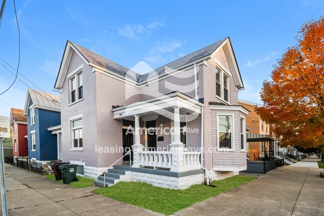 Building Photo - 939 Patterson St