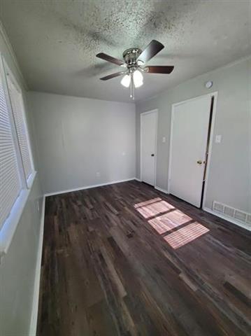 Photo - 400 Bill Bradford Rd Unidad 4