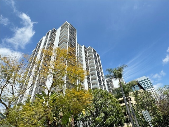 Photo - 345 Pioneer Dr Condo Unit PH5