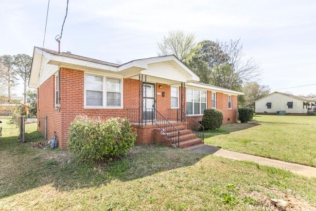 Photo - 143 Morris St