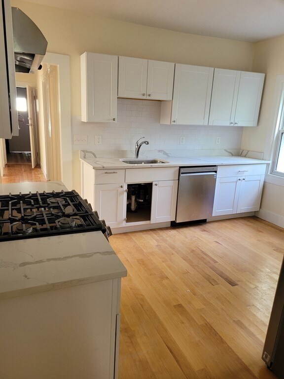 Photo - 28 Pinedale Rd Unit 3
