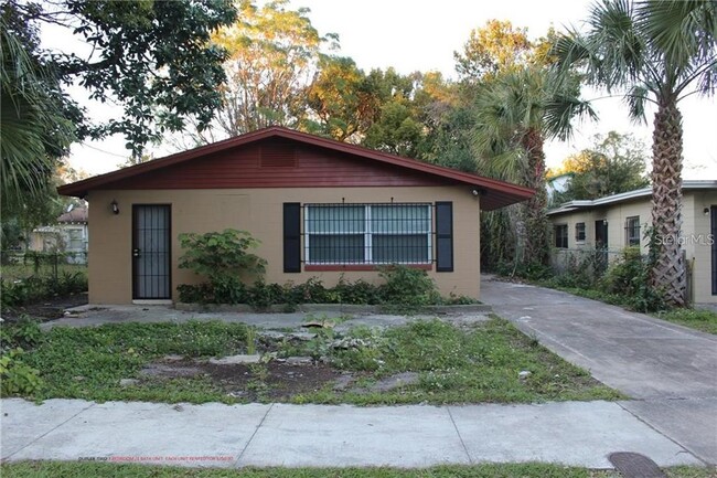 Photo - 817 Bentley St Townhome