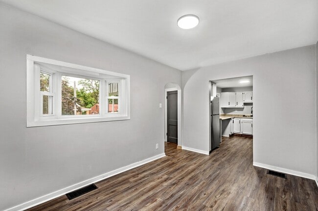 Photo - 361 Vine St