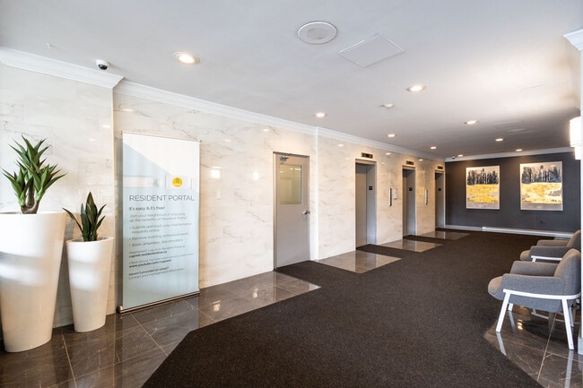 Photo - Somerset Place Apartments