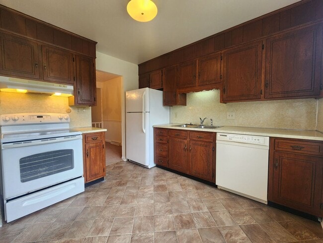 34 William Penn Dr