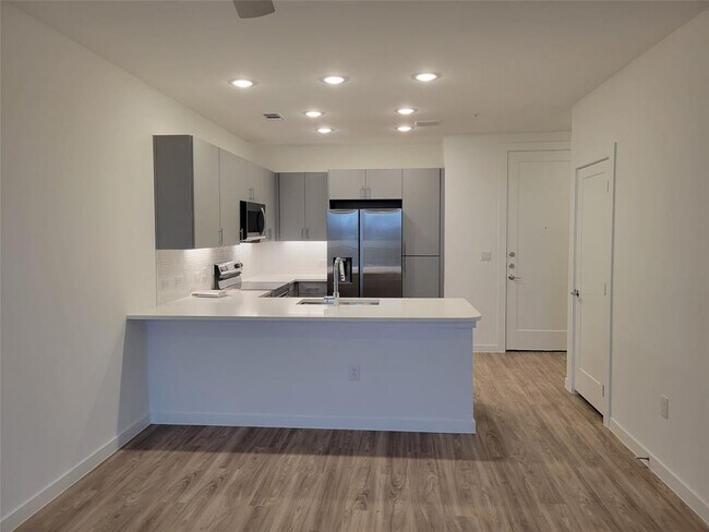 Photo - 4801 Springdale Rd Unit 2211