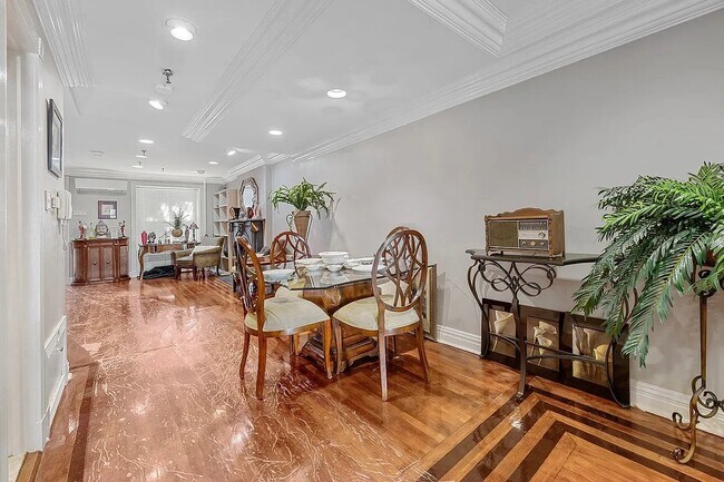 Photo - 163 E 71st St Unit 1A